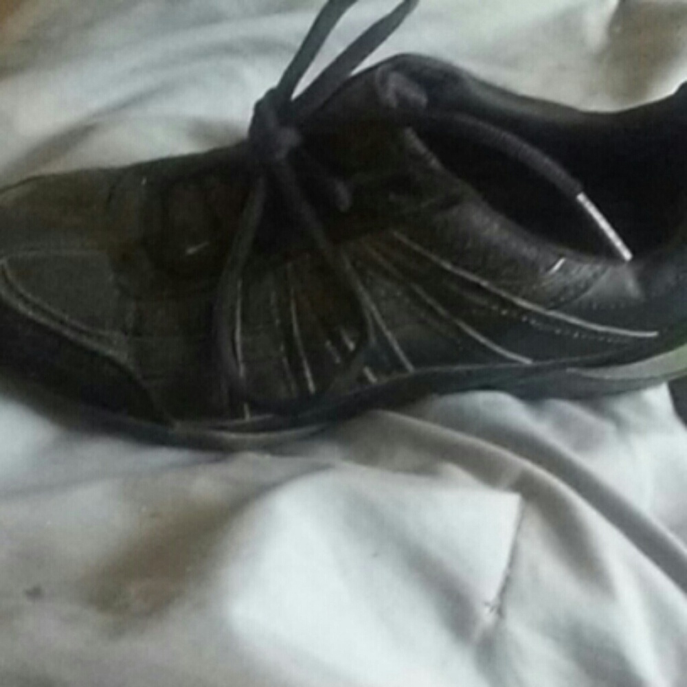 Designer Black Sneackers by Danskin